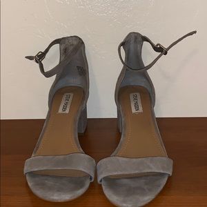 Steve Madden grey heels